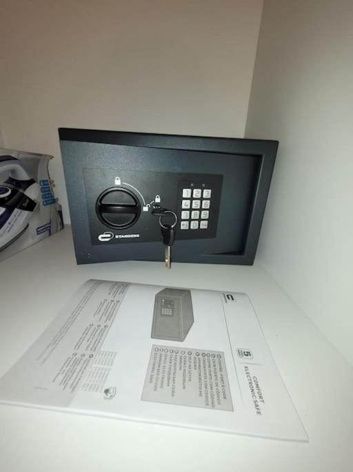Acropolis Thisio Apartment 2 Bedrooms 2 Bathrooms Athen Eksteriør bilde